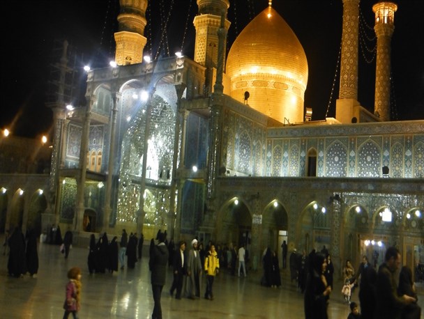 حضرت معصومه(س)نمادی از کرامت معصومین می باشند