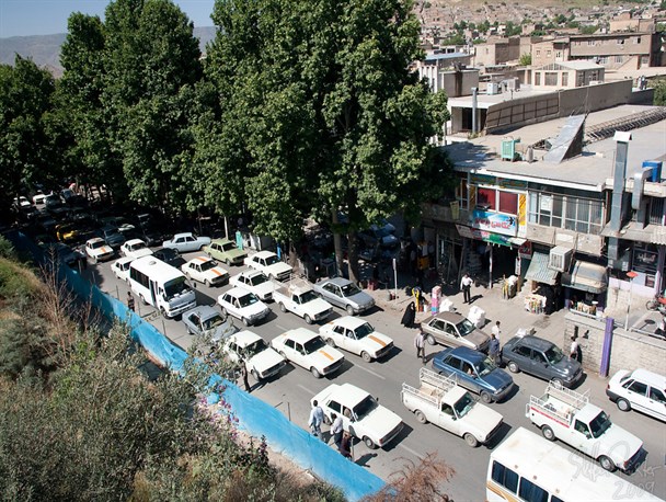 تردد با ماشین شخصی به یکی از سرگرمی های مردم تبدیل شده است/ حدود هفتاد درصد از ترافیک را خودروهای تک سرنشین رقم می زنند