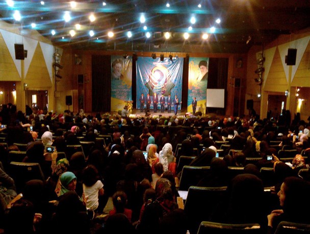 بی تدبیری و بی نظمی در همایش دختران آفتاب