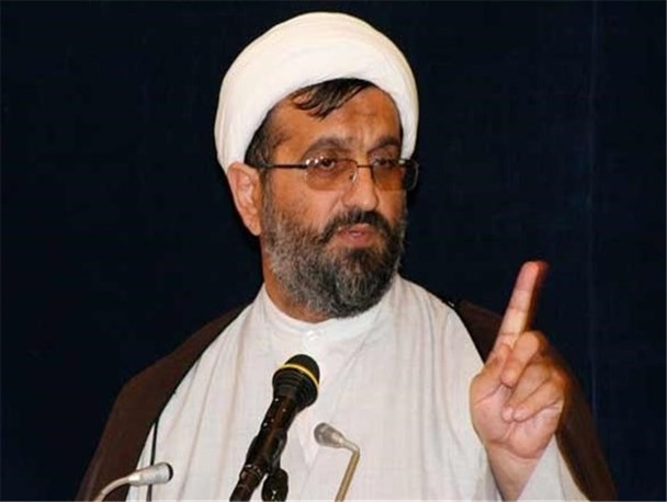 حقوق‌های نجومی نباید به فراموشی سپرده شود/ دولت در اسرع وقت به مردم گزارش دهد