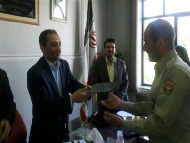 از محیط بان فعال مرندی تجلیل شد