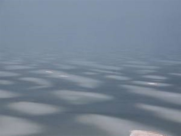کاهش دوباره آب دریاچه ارومیه از تیر ۹۵ به دلیل برداشت های بی رویه!