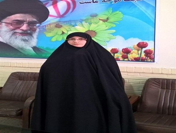 کارآفرینی با دستانی خالی/ معلم فردوسی اشتغال زایی را به مدرسه آورد