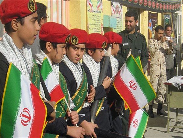 توانمند سازی دانش آموزان بسیجی برای فعالیت گسترده تر در دانشگاه ها ضروری است