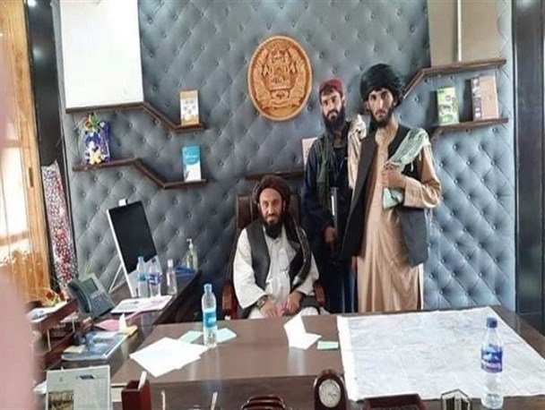 ارگ ریاست جمهوری به دست طالبان افتاد/ 3 کشته در تیراندازی نیروهای آمریکایی در فرودگاه کابل + عکس