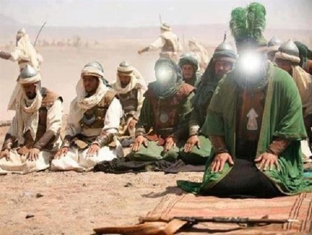 امام حسین(ع) آیینه تمام‌‌نمایِ نماز است