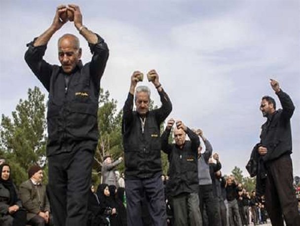 سنگ زنی؛ سنتی دیرینه در عزاداری سمنانی‌ها/ یادگاری به جا مانده از قوم بنی اسد
