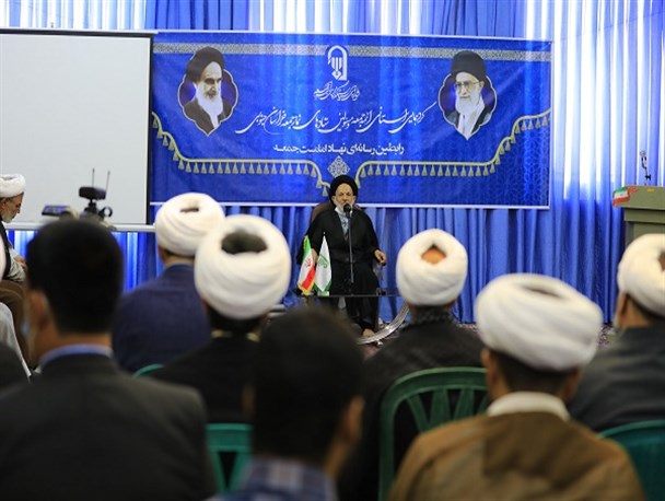 جهاد تبیین و شناساندن چهره زشت استکبار از مهمترین وظایف ائمه جمعه و جماعت است