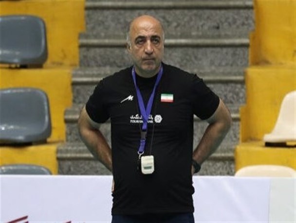 وکیلی: عامل پیروزی ما سرویس‌های پرشی بود/ در تلاش هستیم تا بار روانی را از دوش بازیکنان برداریم