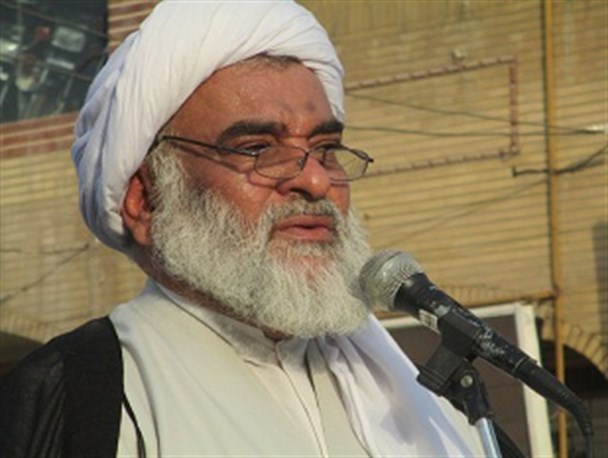 خاندان آل سعود از نظر مدیریتی لایق تصدی حرمین شریفین نیستند / کشورهای اسلامی باید با تشکیل هیئتی مدیریت حج را بدست بگیرند