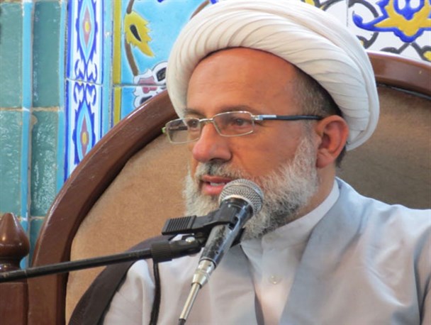 زنجیر خرج های زائد را از دست جوانان برای ازدواج باز کنید
