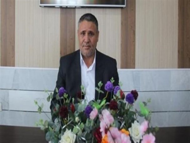 اقتصاد مقاومتی در شعار عملیاتی نمی شود/ادارات وبانک هامانعی برای ایجاد اشتغال درشهرستان نباشند