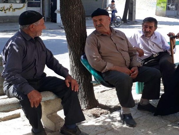 نسل دهه شصت امروز، کهنسالان فردای جامعه ما هستند