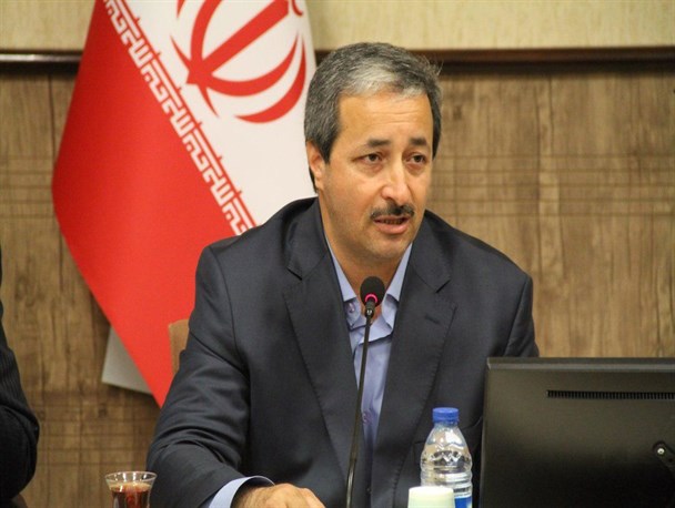 جلوی مغازه‌‌ها جزوی از ملک شخصی نیست/ نباید با داربست و بنر نامناسب چهره شهر را نامطلوب جلوه داد