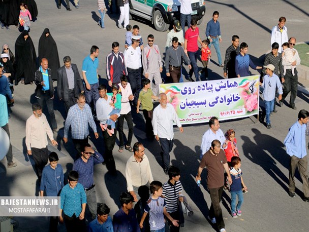 پیاده روی خانوادگی در بجستان برگزار شد