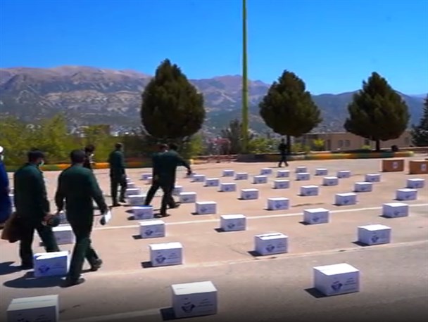 سپاه فتح همچنان پای کار کمک‌های مومنانه در کهگیلویه و بویراحمد/ بهره‌مندی مدارس از رزمایش مواسات بسیج