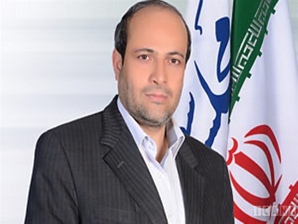 خودم را قاطی بازی‌های سیاسی نمی‌کنم