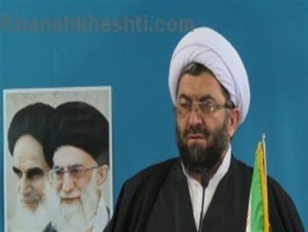 کار فتنه گران در سال ۸۸ از کار یزیدیان در سال ۶۱ هجری کمتر نبود/ فتنه گران نباید در صحنه رقابت سیاسی باشند