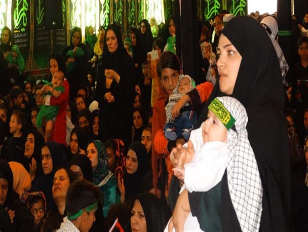 همایش شیرخوارگان حسینی در الیگودرز برگزار شد