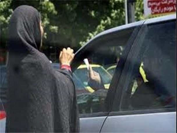 جمع آوری 50 متکدی غیربومی و بازگرداندن به زادگاهشان