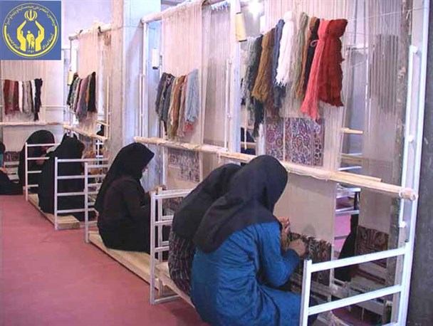 آموزش صنایع دستی بومی گامی در تحقق اقتصاد مقاومتی است