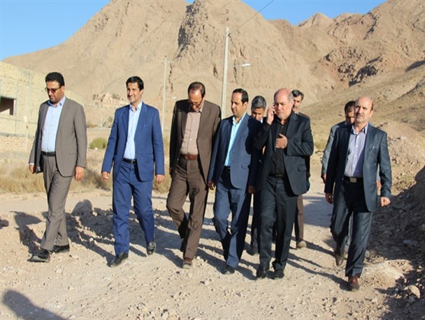 بازدید معاون حقوقی وزارت تعاون، کار ورفاه اجتماعی از پروژه های نیمه تمام قاین + تصویری