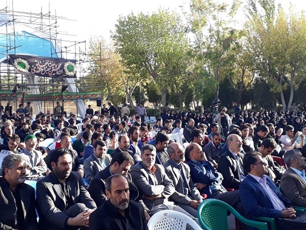 تجمع بزرگ عاشورائیان و یادواره شهید «محسن حججی» در اراک+تصاویر