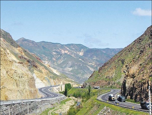 کمبود بزرگراه در اردبیل به بهای جان تمام می‎شود