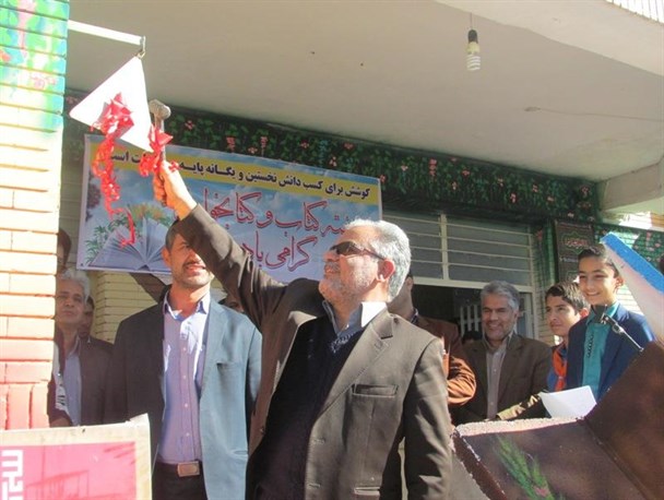 وضعیت کتابخوانی در کشور ما نگران کننده است