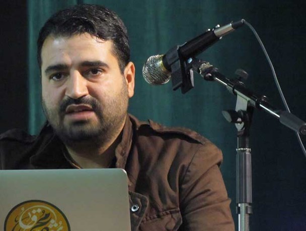 هدف دشمن در فضای مجازی خانواده ها است/ سالانه بیش از 3200 ساعت از وقت هر ایرانی صرف گوشی و فضای مجازی می شود+ تصاویر