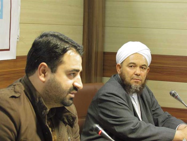 طلاب مدرسه دینی ربانیه چنارلی با آسیب های شبکه های اجتماعی آشنا شدند + تصاویر