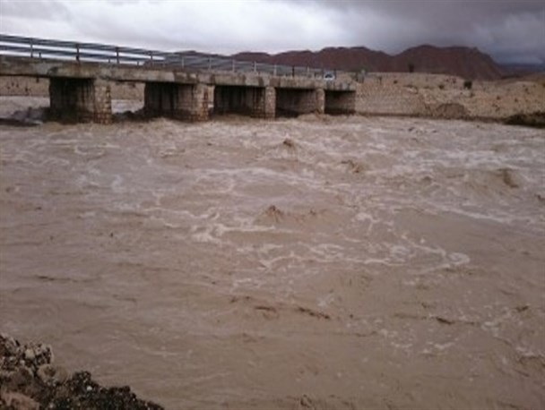 آبگیری 12 میلیون مترمکعب در  40 سازه آبخیز داری بستک
