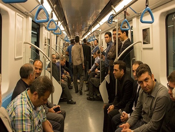 مترو تعطیل نمی شود