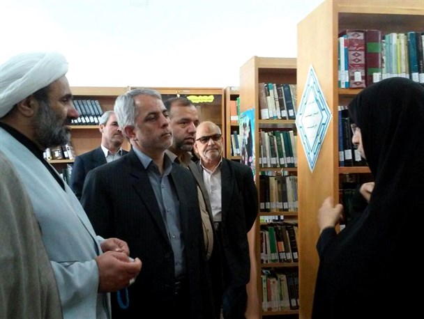 کتابخانه بشرویه گنجایش حجم مراجعات را ندارد/ کارکنان کتابخانه بشرویه تجلیل شدند+تصاویر
