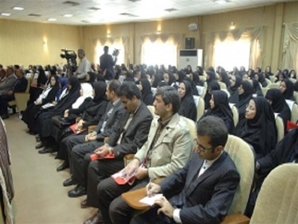 مدیر کل امور بانوان استانداری برخلاف نامه ابلاغی خود عمل کرد/ برگزاری همایش های نمایشی اسراف است