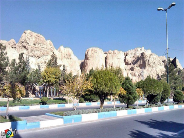 خراش بر پیکره‌ی تاریخ شهریار / حفاری‌هایی که جان قلعه تاریخی جوقین را گرفت+تصاویر