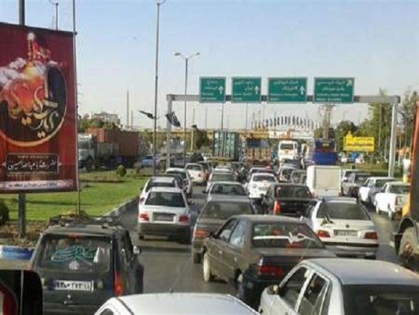 تردد خودروها به سمت مرز مهران، از محور همدان ـ کرمانشاه ممنوع شد/ هدایت خودروها به سمت شلمچه و چزابه