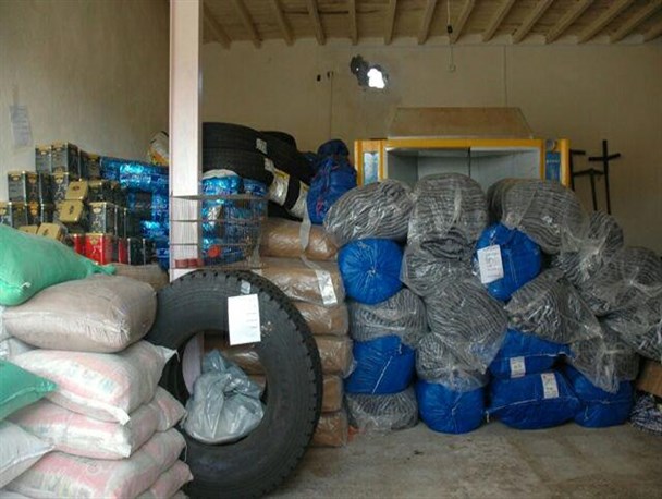 توقیف محموله میلیاردی کالای قاچاق در کنارک