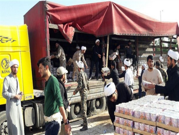 خدمات‌رسانی ۵۰۰ نفر از طلاب به زلزله‌زدگان استان کرمانشاه