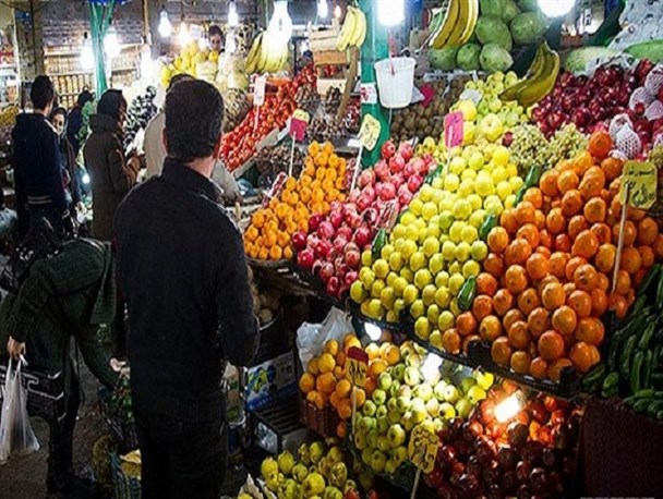 بازار میوه در تب گرانی می‌سوزد/ دست خریداران کوتاه‌تر از همیشه!