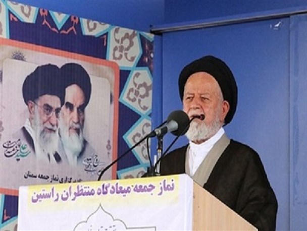 دولت و ملت در زمینه بدحجابی سکوت کردند/ مذاکره بر بقای نظام جمهوری اسلامی تاثیری ندارد/ اعدام مفسدان اقتصادی باعث کاهش قیمت دلار و سکه شد