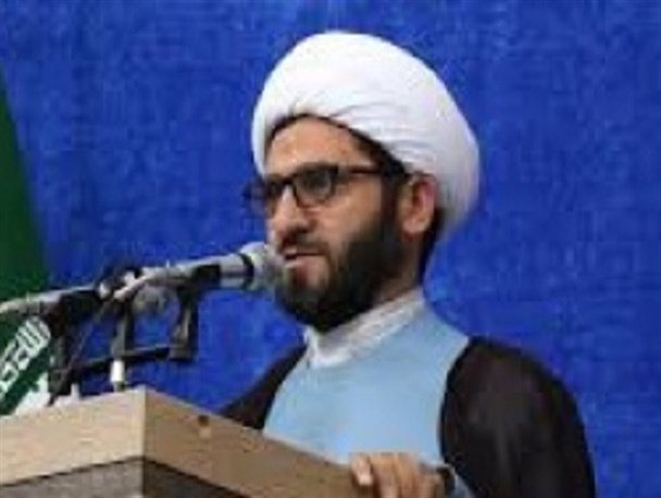 ترویج معرفت دینی بهترین راه مقابله با تفکرات مسموم غرب است