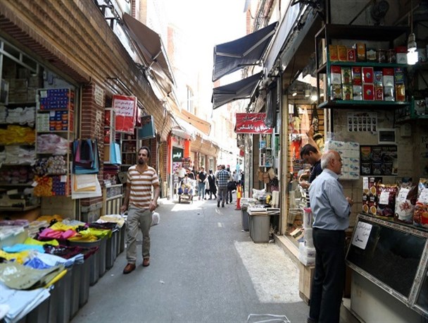 ضرورت کار جهادی و نظارت مجدانه برای بازگشت آرامش به بازار/نباید به‌هیچ وجه شاهد گران فروشی باشیم