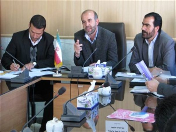باید کاری کنیم که هیچ کس بدون پوشش بیمه ای نماند
