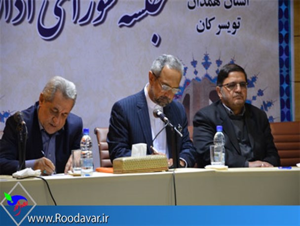 باید با هدف فرهنگی به اقتصاد توجه کرد