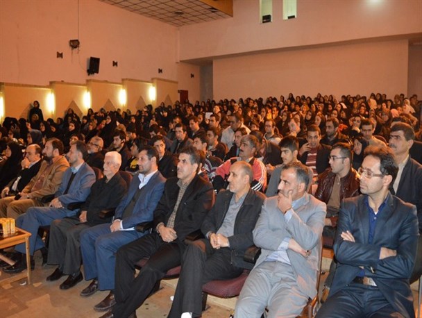 همایش بزرگداشت معلولان نوشهر برگزار شد
