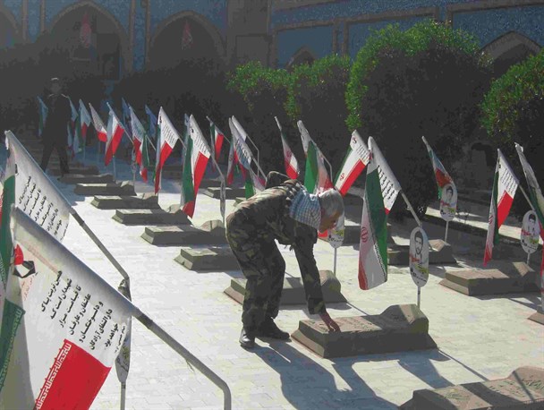 کاروان راهیان نور دانش آموزی تالش در مناطق عملیاتی جنوب کشور