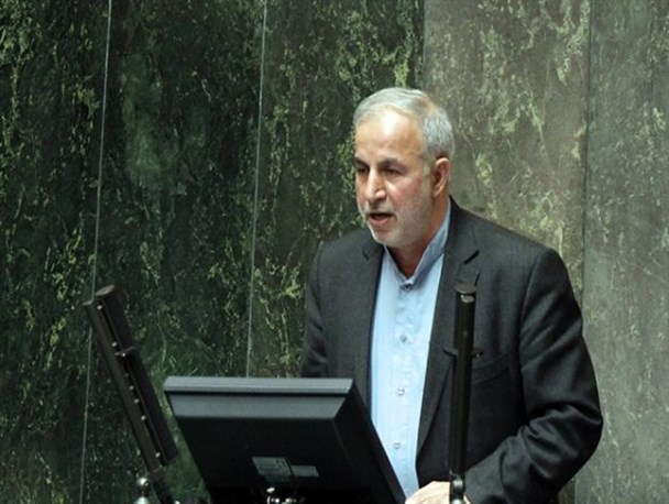 برخی از نمایندگان زیر چتر دولت رفتند/ رییس مجلس در تصویب برجام تخلف داشت/ اصولگرا هستم