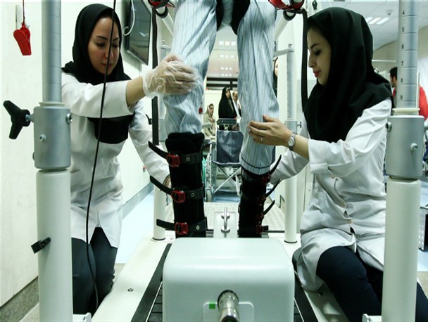 خدمات توانبخشی به معلولین روستایی ارائه می شود
