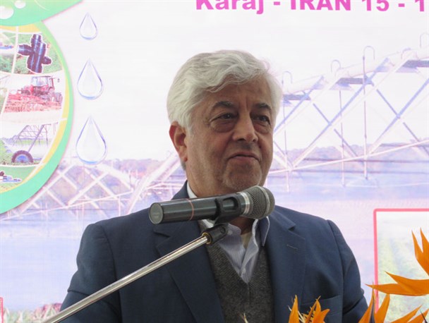 کاهش ۳۰ درصدی مصرف آب با مدیریت آبیاری‌ های اولیه/سیاست برخورد با بحران آب در کشور ما ریاضتی است